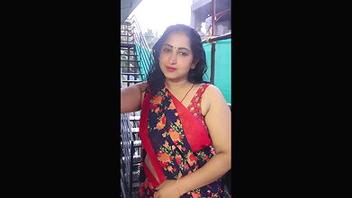 tamil malayalm serial actress fleshy tummy and armpit in saree  2