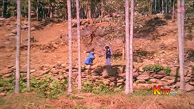 Kumari Pennin Ullathile – Song (Radhika Sarathkumar) KTV HD WebDL 2