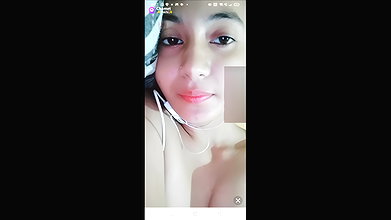pakhi chamet