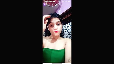 hotty arohi
