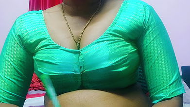 Desi Mohini Aunty Hot Sex with Plumber