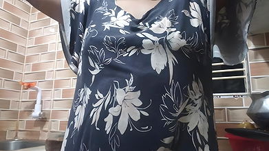 Desi girl khala mace dhora talking story