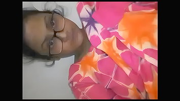 Bengali sexy Girl musterbrate with Facewash pack