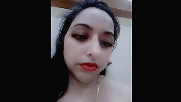 Hot Paki Bhabhi Nude