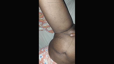 Fingering my wife’s hole mmmm aa