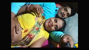 Innocent village bhabhi boobs grabbed & pressed nicely, navel grabbed in vlog