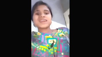 Bangla Girl Showing her Pussy