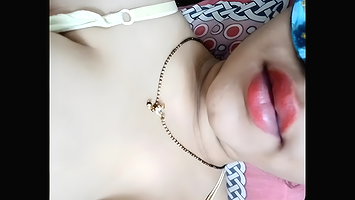 Desi indian girl sneha bigboobs show