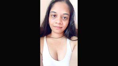 Cute GF Boobs Show