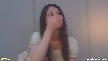 illy White Dress Yellow Pee Pee