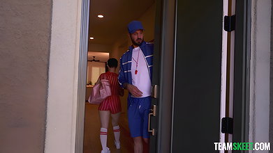 Teen Pies with Raee Ripley in Take One For The Team_ She Needs Her Coach’s Cum to Focus