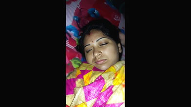 Desi Village bhabhi recorded nude while sleeping 2 videos
