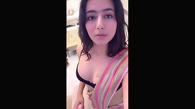 TANUJA TEHLAN NAUGHTY SEXY IN BRA BLOUSE SAREE EXPOSE UUFFF