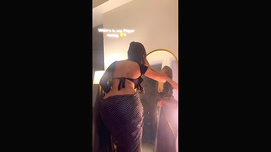 AAFAT DIVA BABE RITU YUMMY TEASE IN BACKLESS SAREE