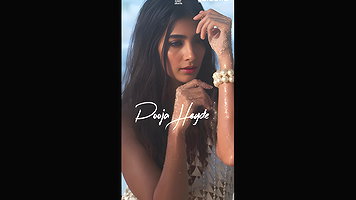 Pooja hegde dusky skin erotic deep cleavage tighs show hottest UHD vertical Video.