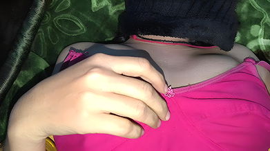 Desi sari hot girl boobs nipples and chut dekha