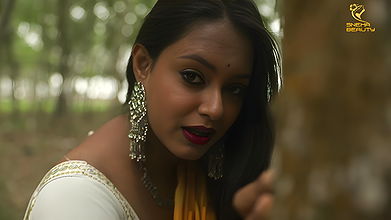 Horny bhabhi hot navel show sensual photoshoot