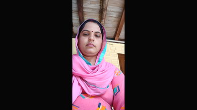 Chubby Mom Captured Changing