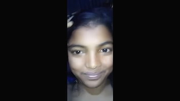 Bangladeshi SuperHorny Village Girl Masturbating