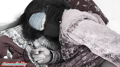 desi awsome camgirl masterbating pussy and fisting in big ass