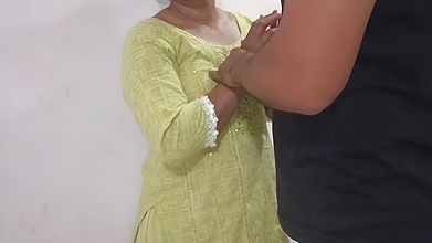 Desi Coupleu2019s Risky Evening – Outdoor Passion Turns Wild