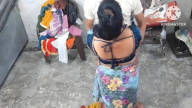 desi bhabhi ko ghar mein ghodi banakar ke choda