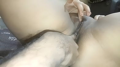 Apni Chut Mai Ungli Dalwa kar Apna Paani Nikal waya Full Masti Time Hindi audio.