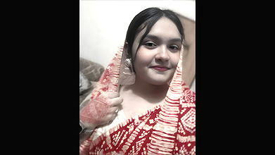 Horny Bengali GF Showing Fingering