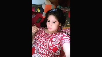 Pretty Bangla Girl Enjoying With Her Bf