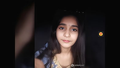 Sexey-Puja-stripchat-ticket-show