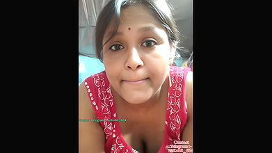 Hotty-rosni-stripchat-ticket-show