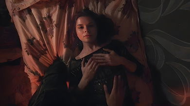 bored latina woman at home (masturbate in front of my friend)_f64c0a28