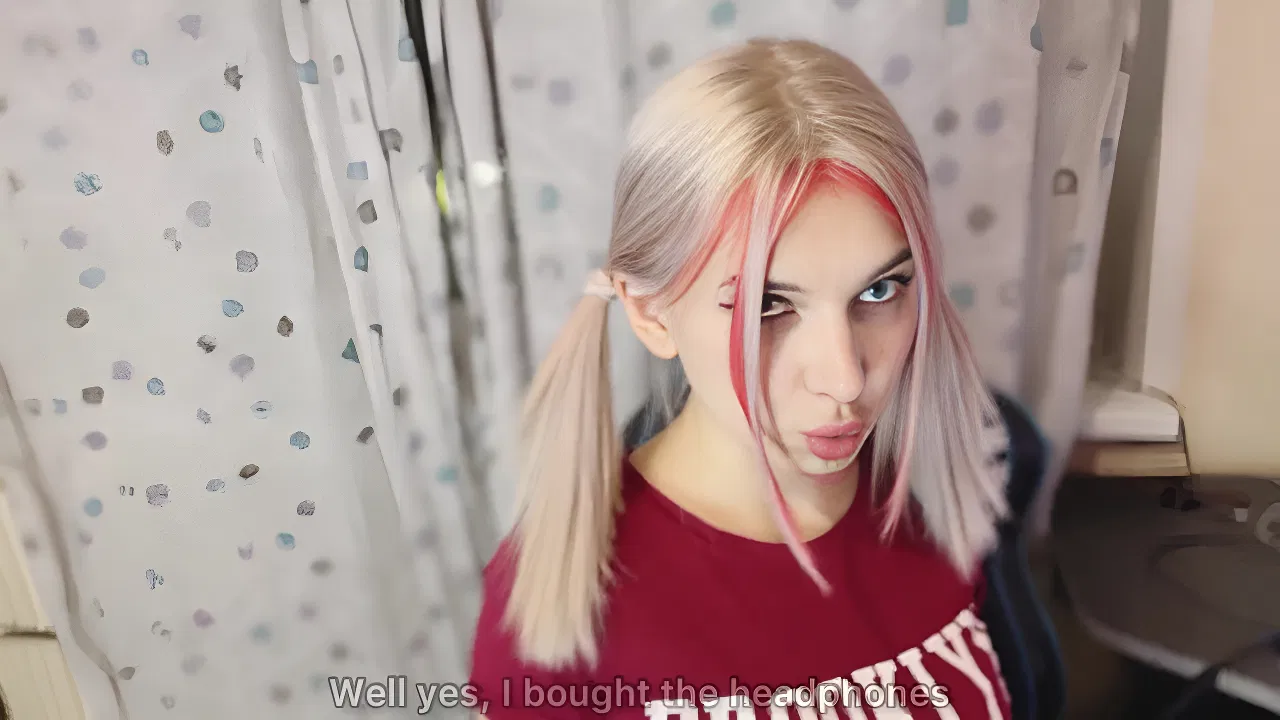 Hot little blonde teen and jane black first time Black Male squatting in home gets our_81cfb801