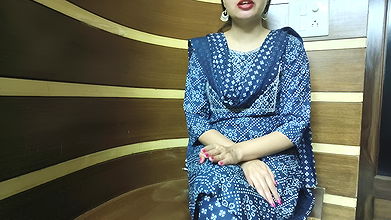 Desi Indian Hot College Teacher Want to Fucked Her 18y Old Student