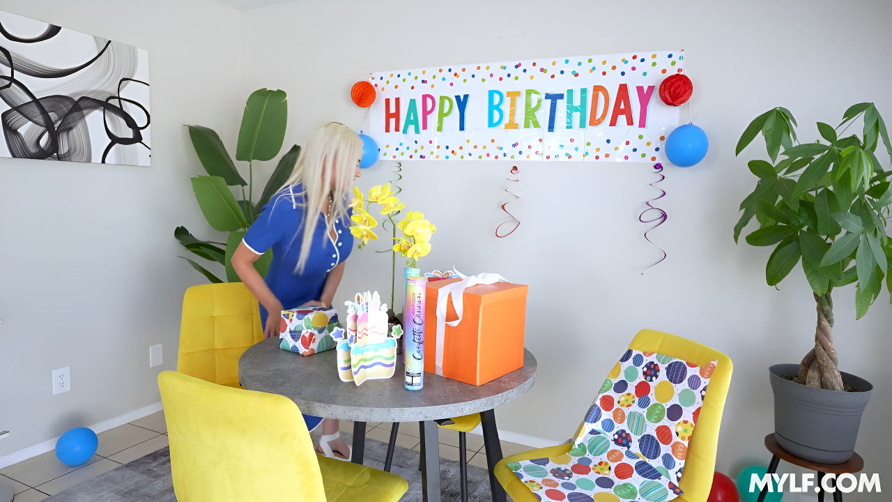 Mom Drips with Bad Bella in Bad Bella’s Stepson is a Virgin! But She’ll Fuck Him if He Breeds Her