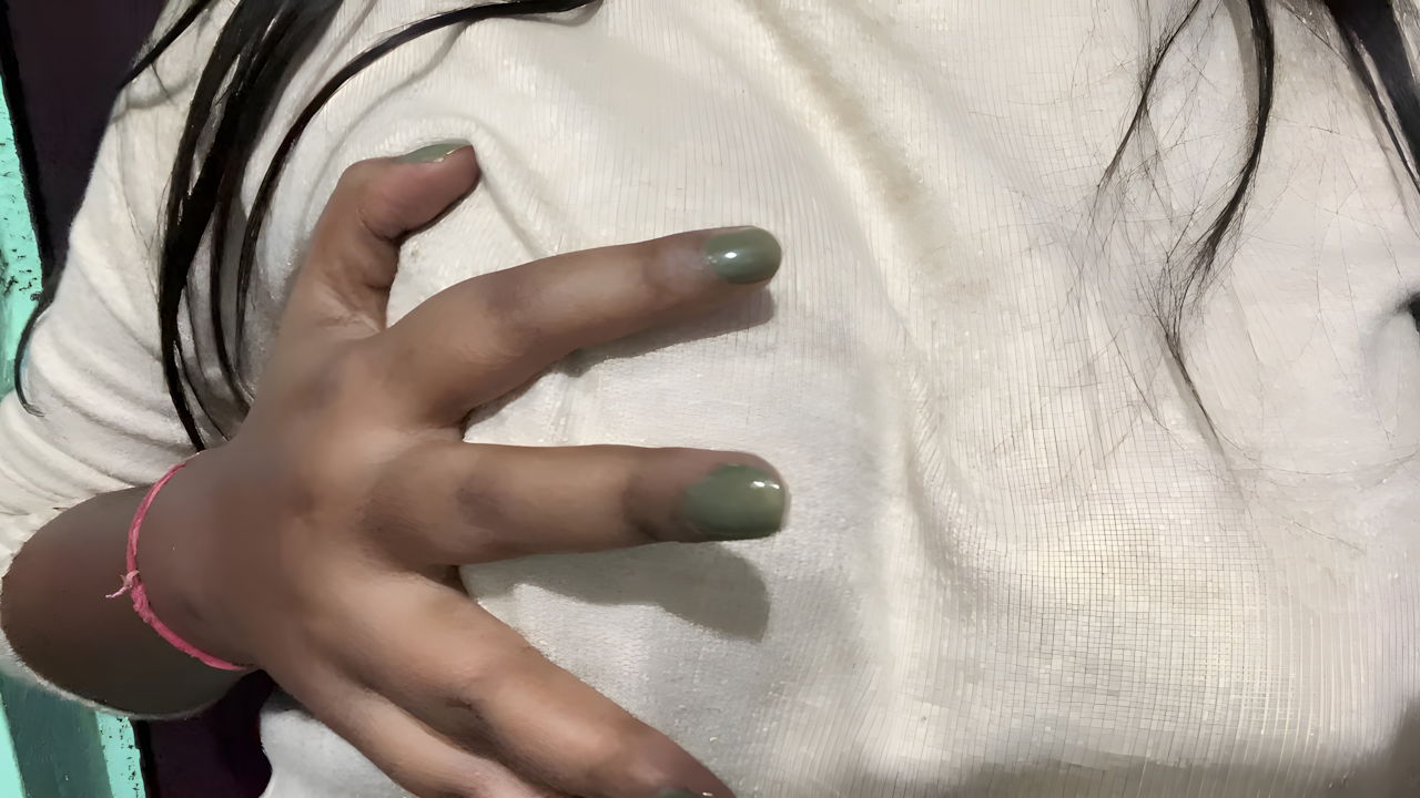 Cute Indian Desi Beautiful Girl Play with Her Perfect Round Big Boobs