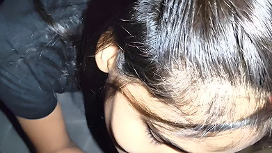 Finding my sister-in-law alone at home, I fucked her and made her virgin pussy cum