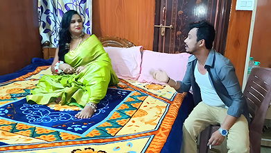 Ghar main baiji bai dance karne aaya, or time miltehe larka ne baiji ko bohat choda