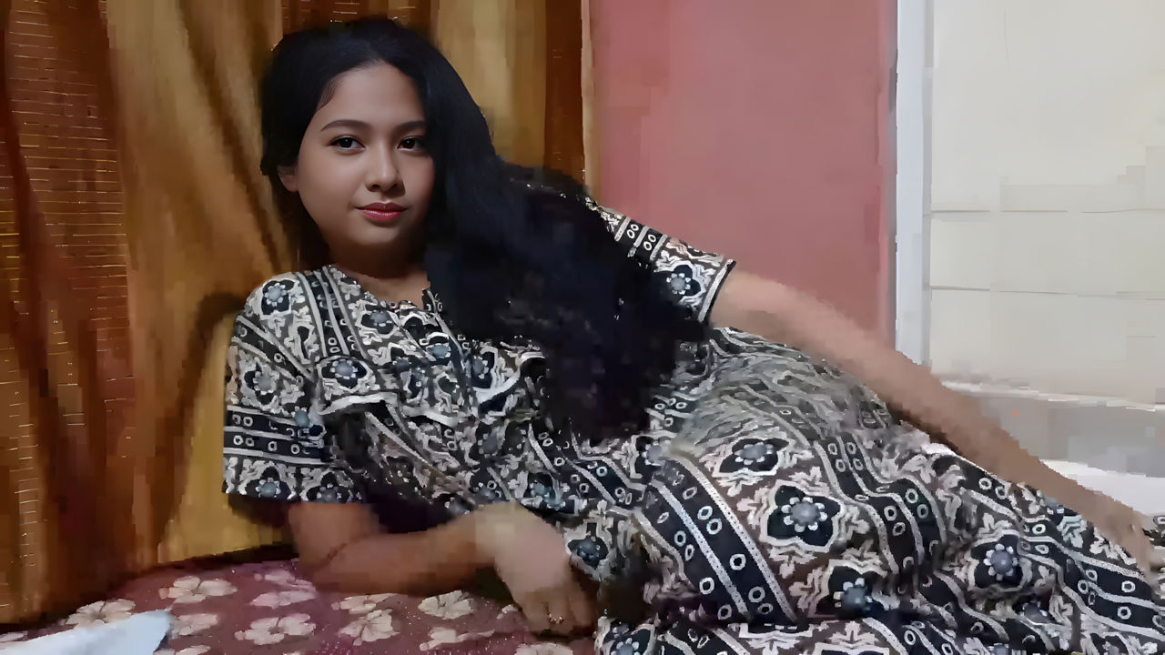 Hot MILF Cheating Her Husband and Fucking with Neighbour