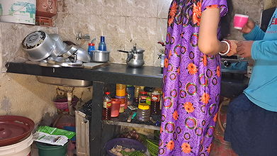 Indian Desi Village Bhabhi And Devar Hard Fucking In Kitchen xxx video,Hot Beautiful Bhabhi Devar Sex Viral Video