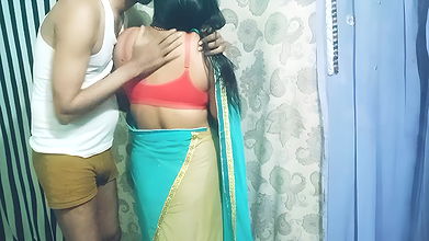 Desi bhabhi ko dewar ne garam kar ke chodai kiya