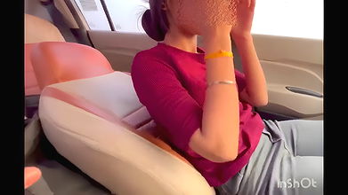 Desi Girl Giving Blowjob to Her Boyfriend in the Car