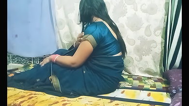 Hot Akeli Desi Bhabhi Ko Garam Kar Ke Chod Diya