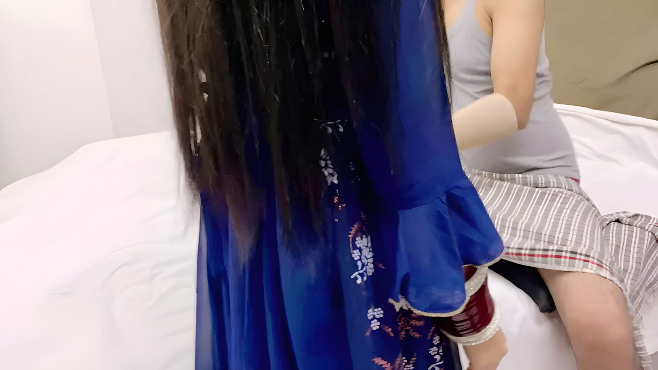 Neighbor girl’s tight pussy fucked by Indian biggest cock