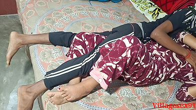 Village Bhabhi Ki chudai Sexy pussy