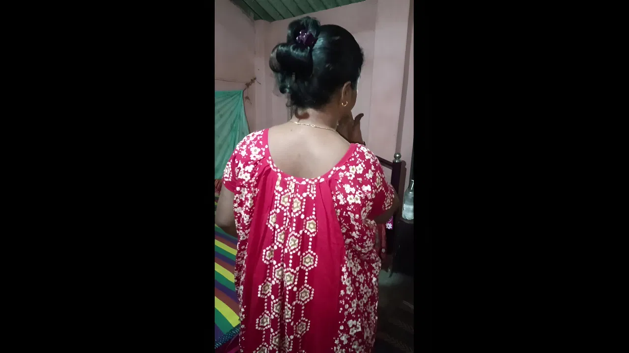 Yellow Saree Dropping – Solo – SFW