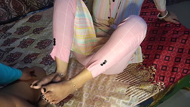 Desi Village Girl Tight Pussy First Time Sex Newly Married Couple Sex Videos,indian Bhabhi and Devar Sex Mms Viral Video