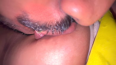 Village Indian Bhabhi First Time Fuck in the Hotel