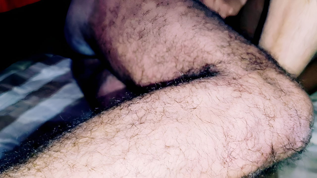 Desi Bhabhi Was Persuaded to Get Her Pussy Drilled for the First Time