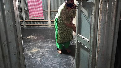 I Hugged My Aunty and Started Fucking Her in the Ass